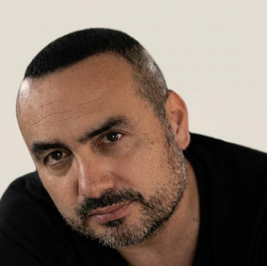 Portrait of Enrique Caracosa, Co-Founder & Chief Commercial Officer at Salto del Corvo